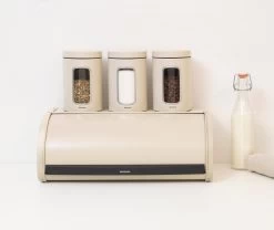 Brabantia Broodtrommel - Met Schuifdeksel - Soft Beige -Huishoud Verkoop 1200x1012 5