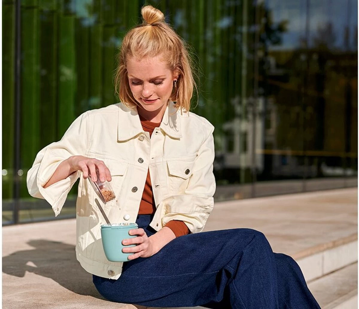 Mepal – Limited Edition Lunchpot Ellipse – Praktische Muesli Beker To Go – Strawberry Vibe – Geschikt Voor Vriezer, Magnetron En Vaatwasser - Onbeperkt Genieten 9 Mepal – Limited Edition Lunchpot Ellipse – Praktische Muesli Beker To Go – Strawberry Vibe – Geschikt Voor Vriezer, Magnetron En Vaatwasser - Onbeperkt Genieten - Afbeelding 9