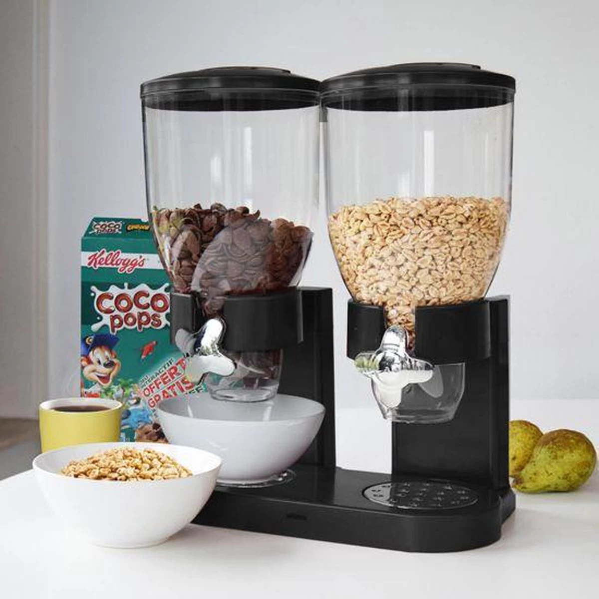MikaMax Cornflakes Dispenser - Voorraadbus - Cornflakes Voorraadpot - Ontbijt Granendispenser - Zwart - 2 X 500 Gram 6 MikaMax Cornflakes Dispenser - Voorraadbus - Cornflakes Voorraadpot - Ontbijt Granendispenser - Zwart - 2 X 500 Gram - Afbeelding 6
