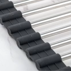 Highport Oprolbaar Vaat Droogrek - Scandinavisch Design - Opvouwbaar Hittebestendig Roestvrijstalen Keuken Afdruiprek - Vaatwasser Geschikt - Sterke 18-staafs Onderzetter - Foodgrade Materiaal -Huishoud Verkoop 1200x1200 909