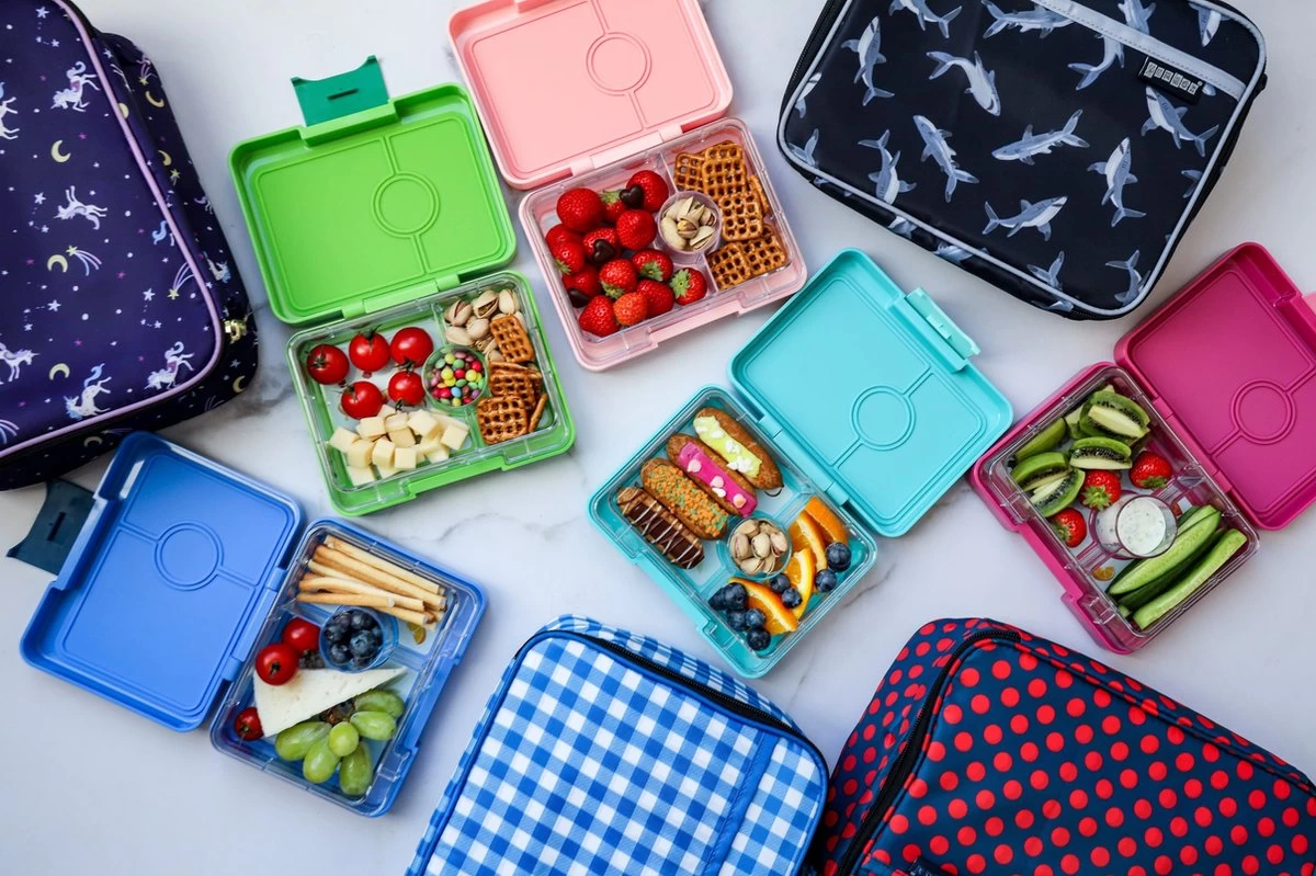 Yumbox Snack - Lekvrije Bento Box Lunchbox - 3 Vakken - Coco Roze / Rainbow Tray 4 Yumbox Snack - Lekvrije Bento Box Lunchbox - 3 Vakken - Coco Roze / Rainbow Tray - Afbeelding 4