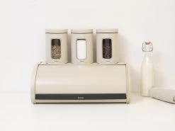 Brabantia Broodtrommel - Met Schuifdeksel - Soft Beige -Huishoud Verkoop 1200x900 46