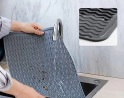 Merkloos Afdruipmat - Pannenonderzetter- Siliconen Mat - Zwart - 30 X 40 CM - Met Ophanggat - Hittebestendig -Huishoud Verkoop 1200x954 1