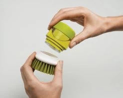 Joseph Joseph Afwasborstel Palm Scrub - Incl Houder - Grijs 15 Joseph Joseph Afwasborstel Palm Scrub - Incl Houder - Grijs -Huishoud Verkoop 1200x964 1