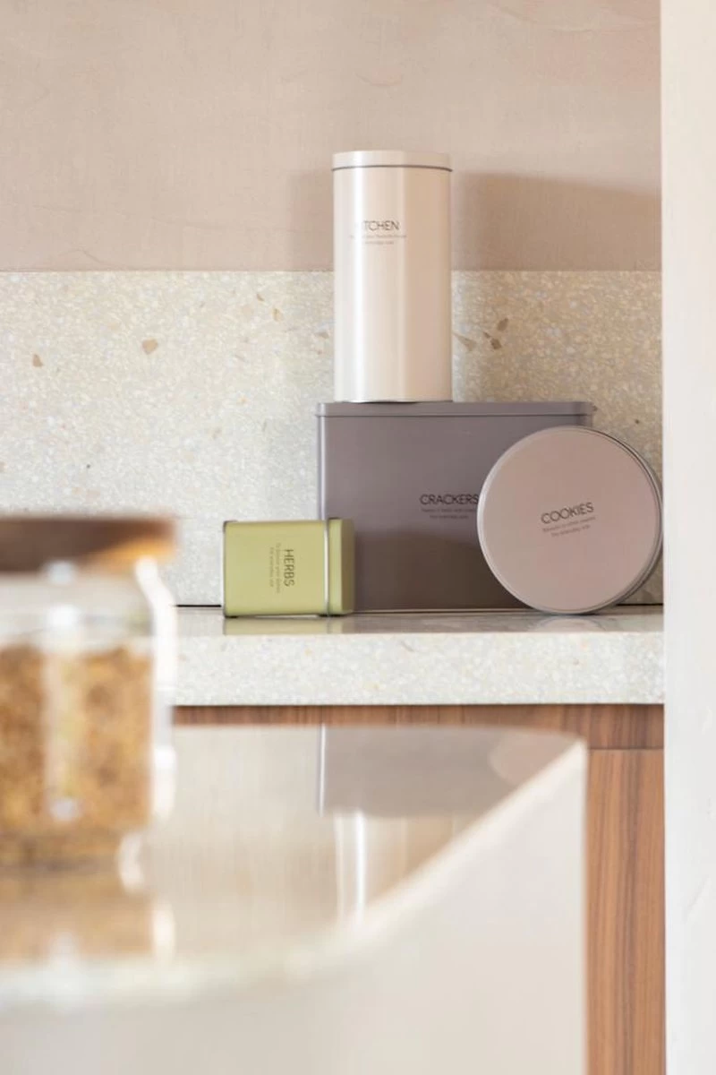 Gusta Voorraadblik - Beige - Metaal - Beschuitbus - Opbergbus - Ø11X22 Cm 2 Gusta Voorraadblik - Beige - Metaal - Beschuitbus - Opbergbus - Ø11X22 Cm - Afbeelding 2